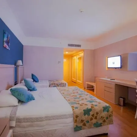 Linda Sunny & Otel 5*