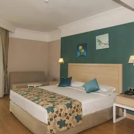 Otel Linda Sunny & 5*