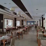 Hotel Linda Sunny & Side